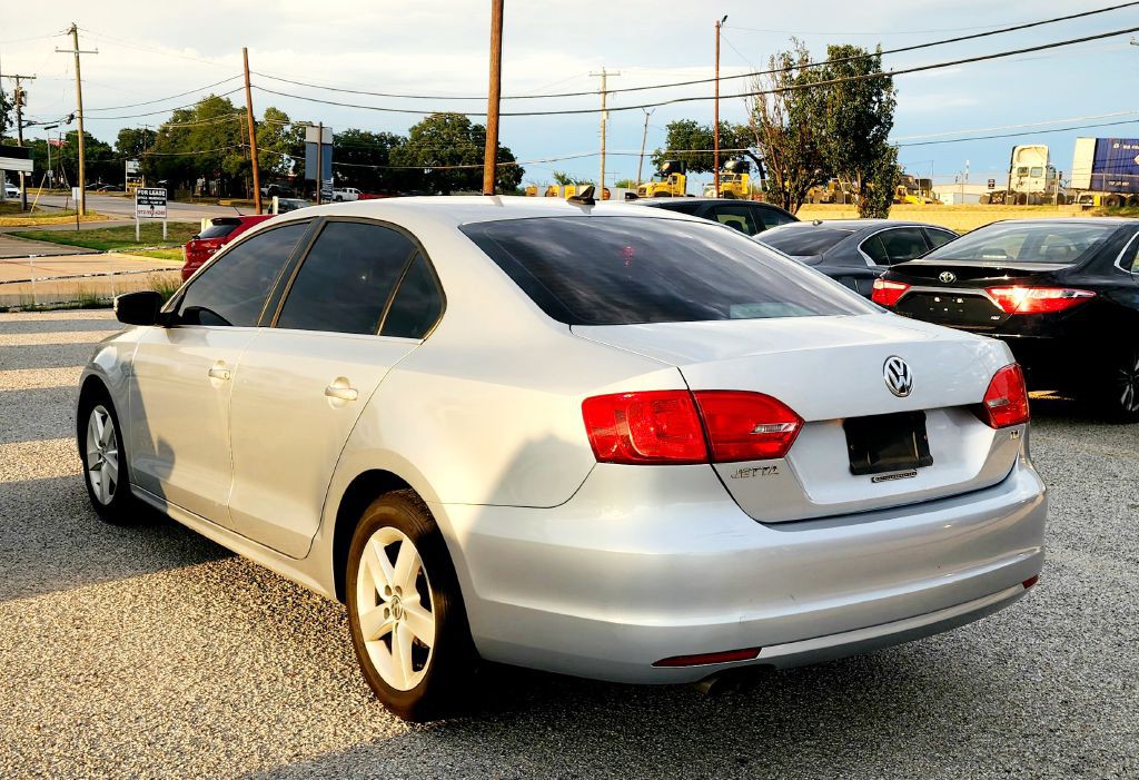 2013 Volkswagen Jetta Image 6