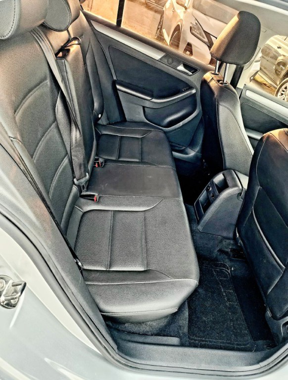 2013 Volkswagen Jetta Image 13