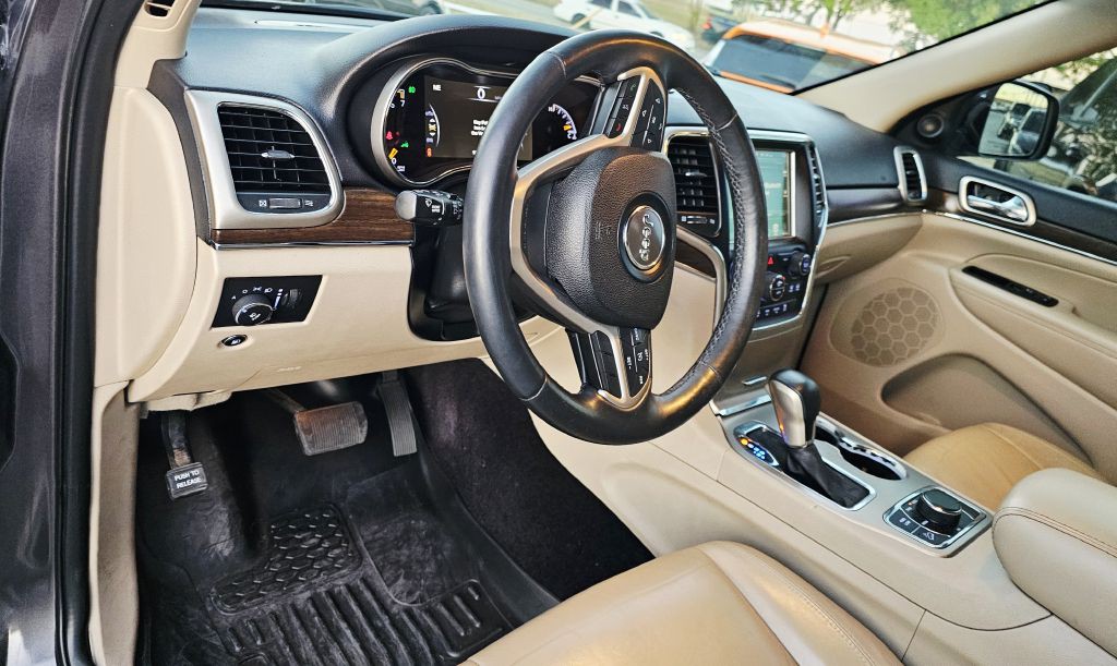 2016 Jeep Grand Cherokee Image 10
