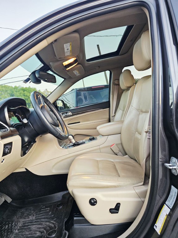 2016 Jeep Grand Cherokee Image 11