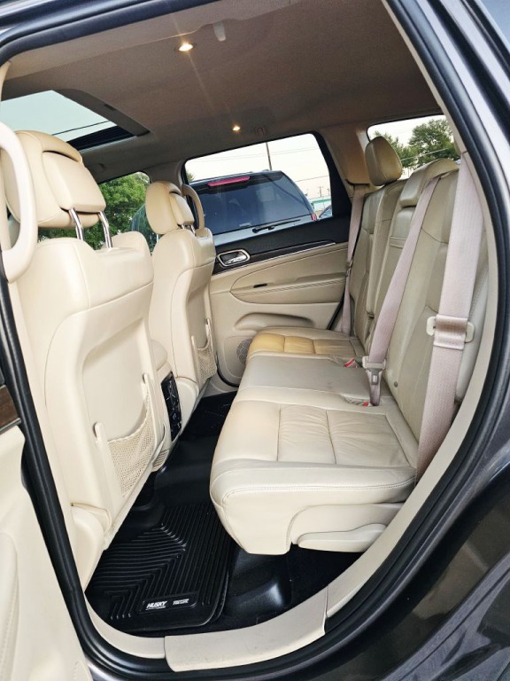 2016 Jeep Grand Cherokee Image 12