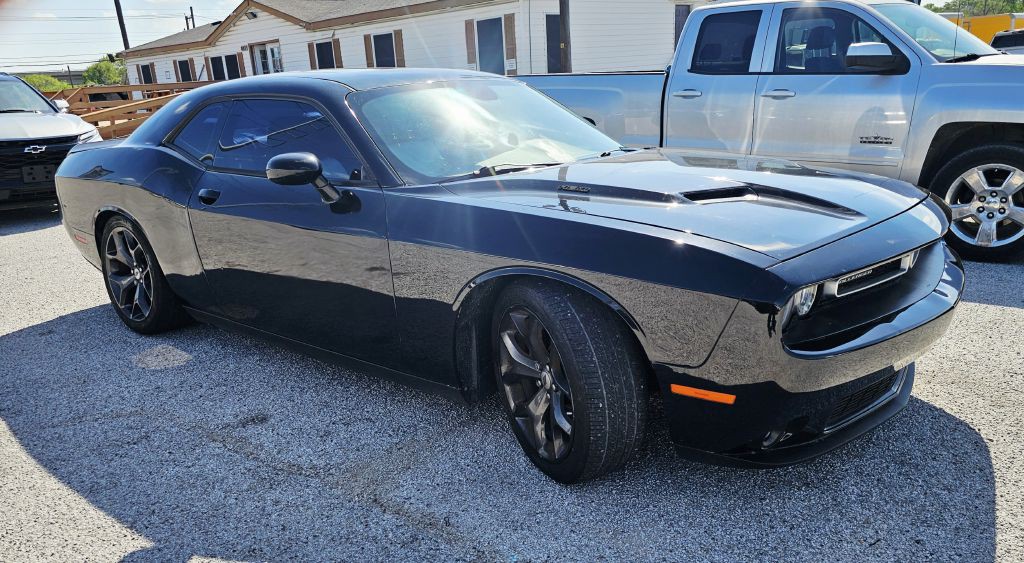 2015 Dodge Challenger Image 7