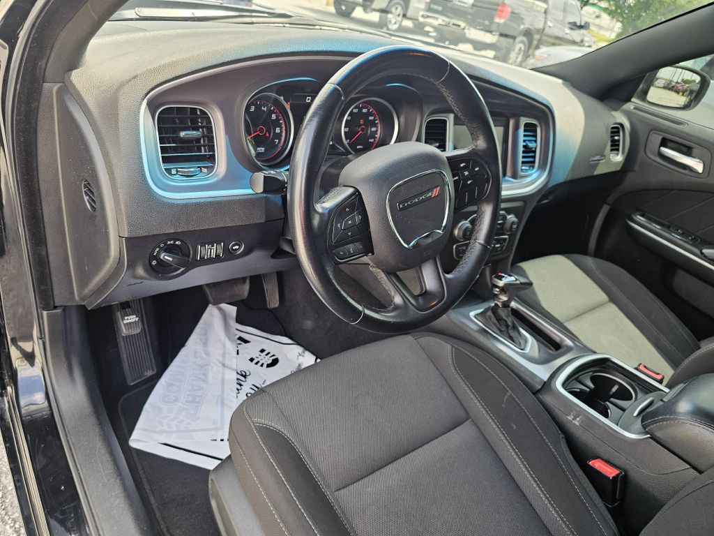 2022 Dodge Charger Image 9