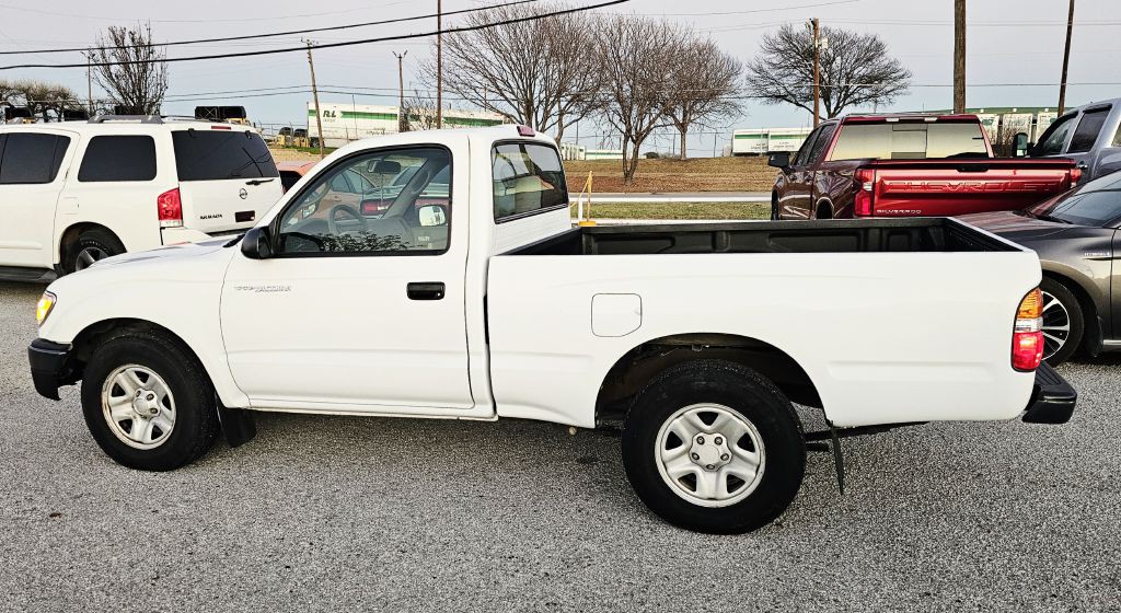 2004 Toyota Tacoma Image 3