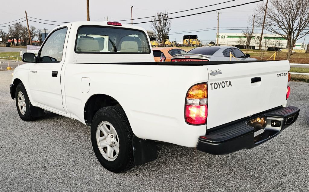 2004 Toyota Tacoma Image 4