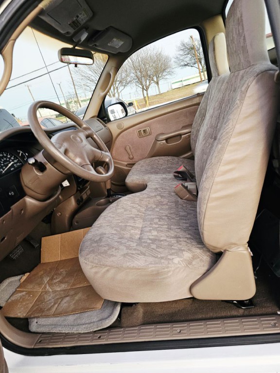 2004 Toyota Tacoma Image 12