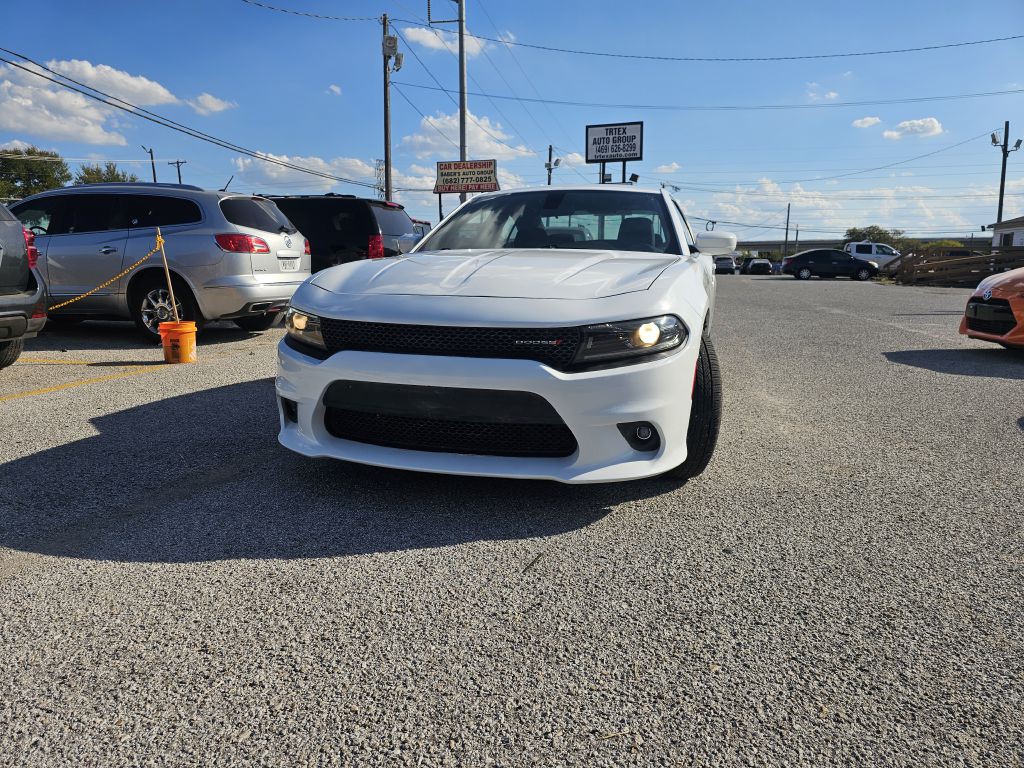 2022 Dodge Charger Image 1