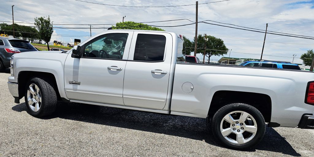 2015 Chevrolet Silverado 1500 Image 3