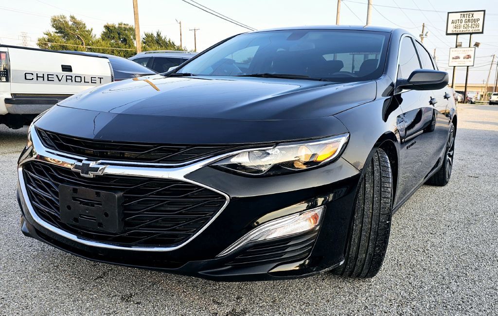 2021 Chevrolet Malibu Image 3