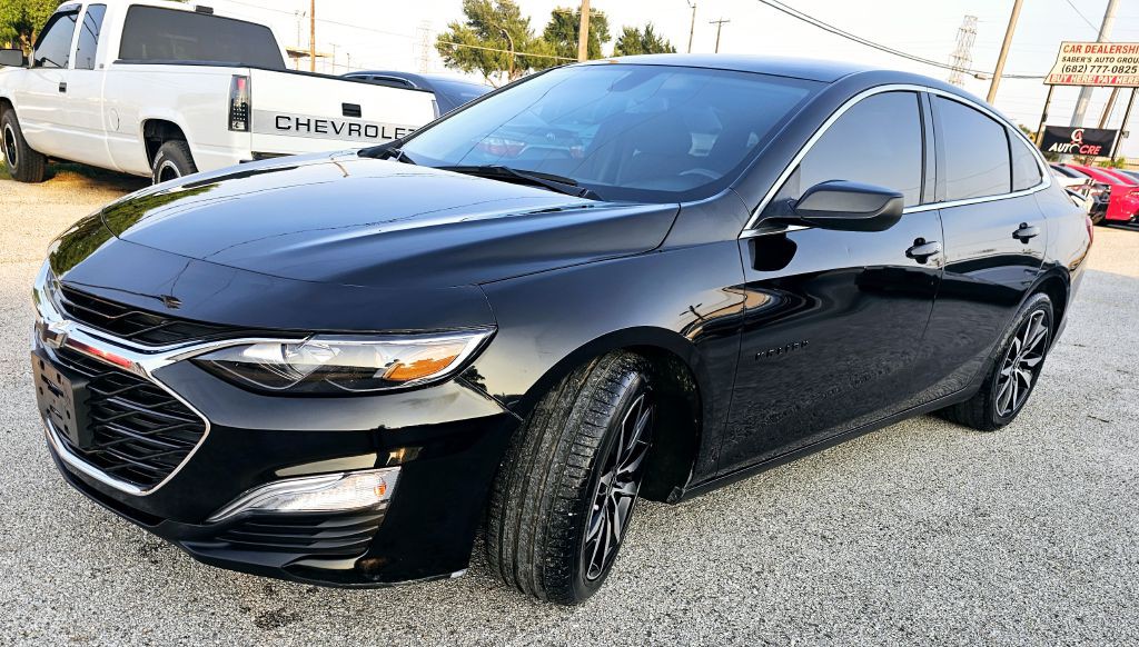 2021 Chevrolet Malibu Image 4