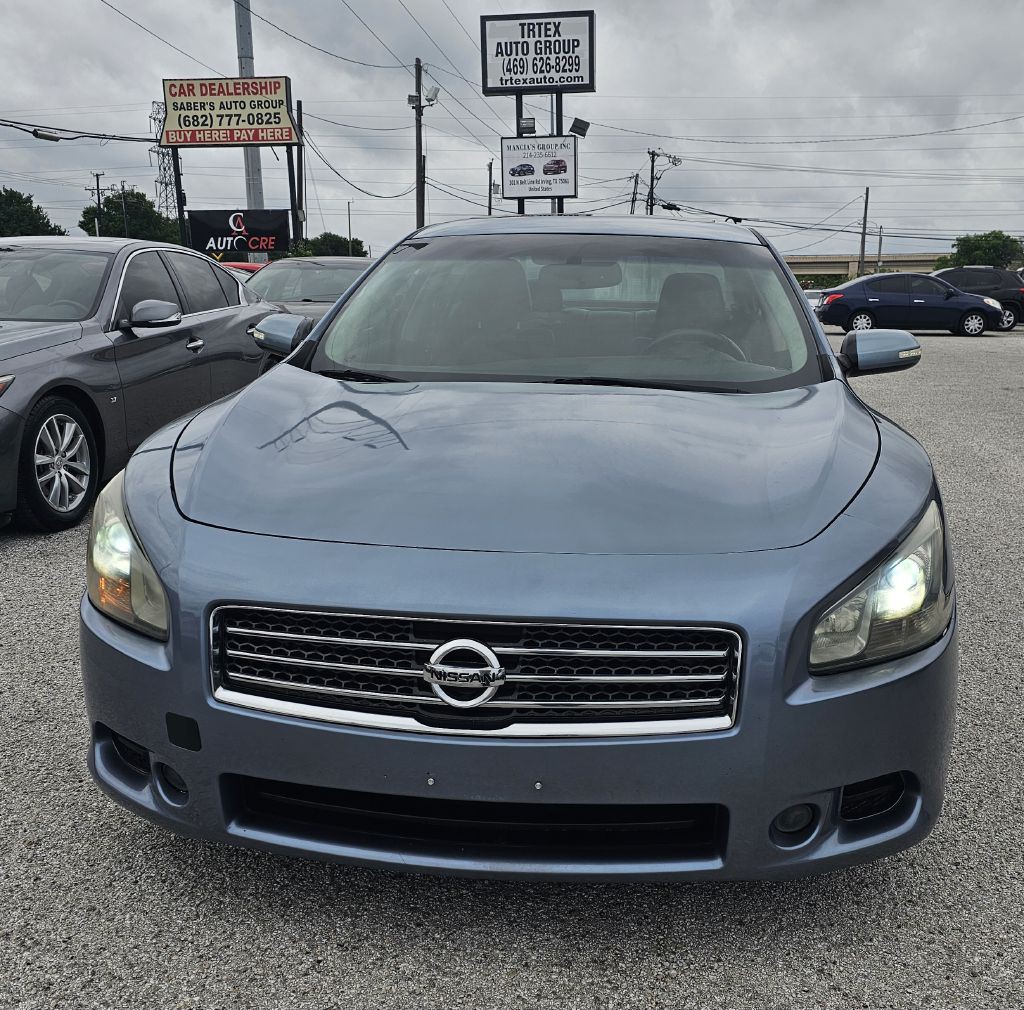 2011 Nissan Maxima Image 2