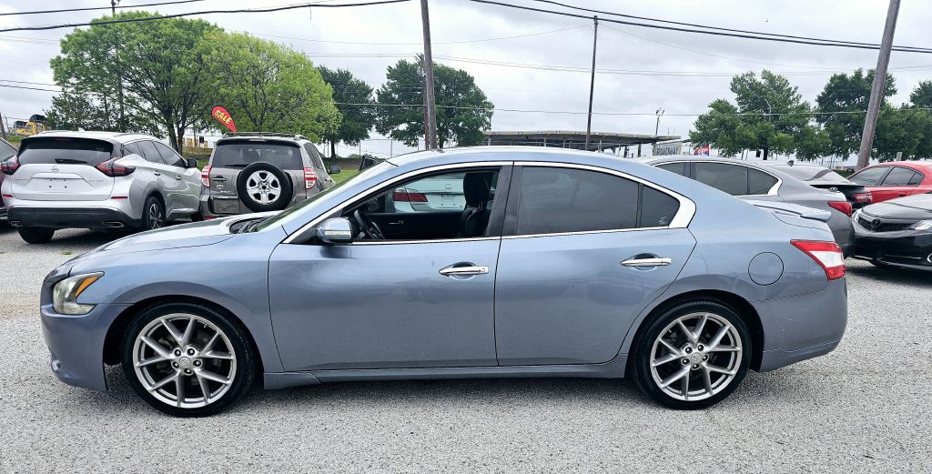 2011 Nissan Maxima Image 6