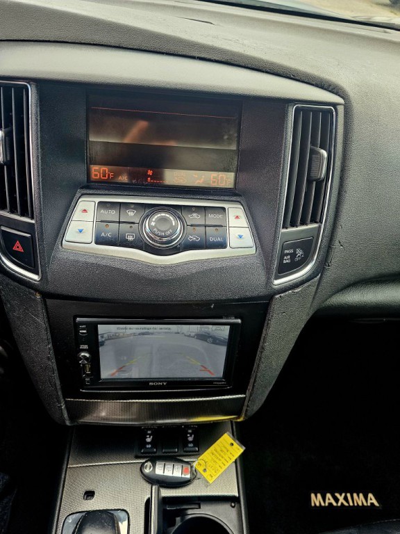 2011 Nissan Maxima Image 17
