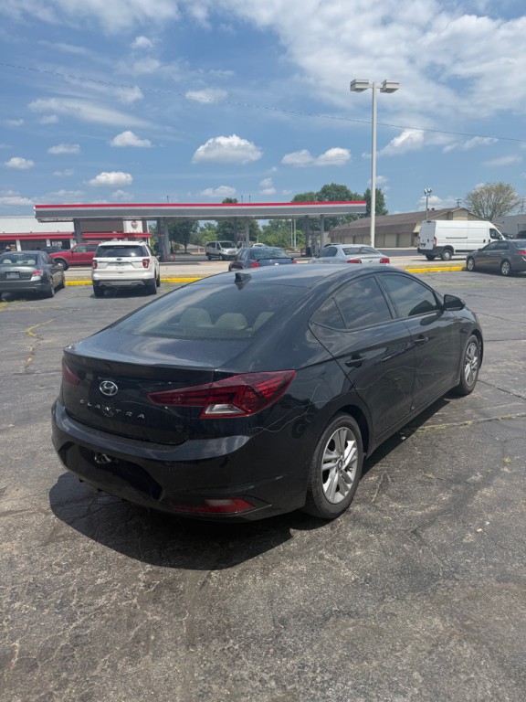 2020 Hyundai Elantra Image 4