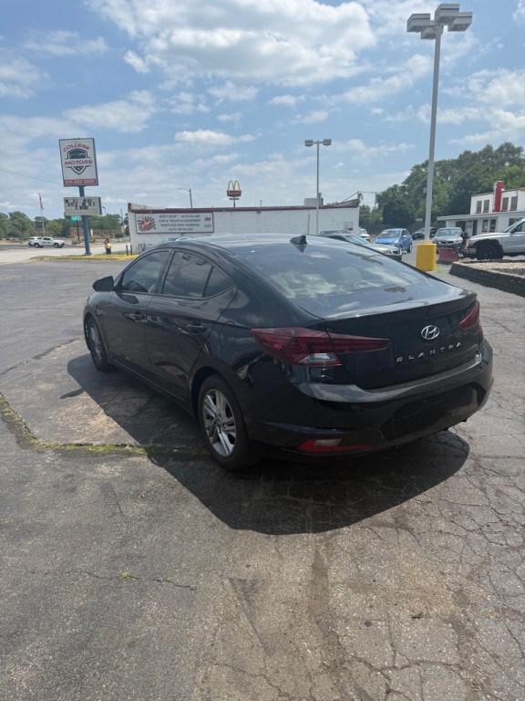 2020 Hyundai Elantra Image 5