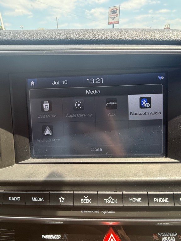 2020 Hyundai Elantra Image 15