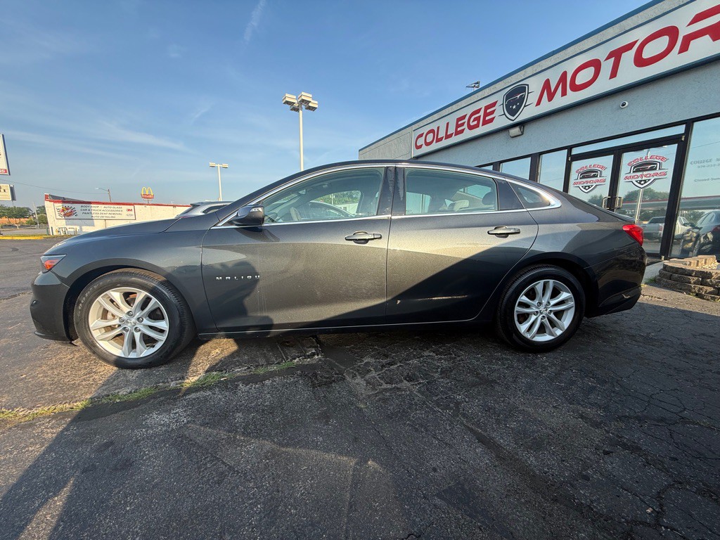 2016 Chevrolet Malibu Image 5