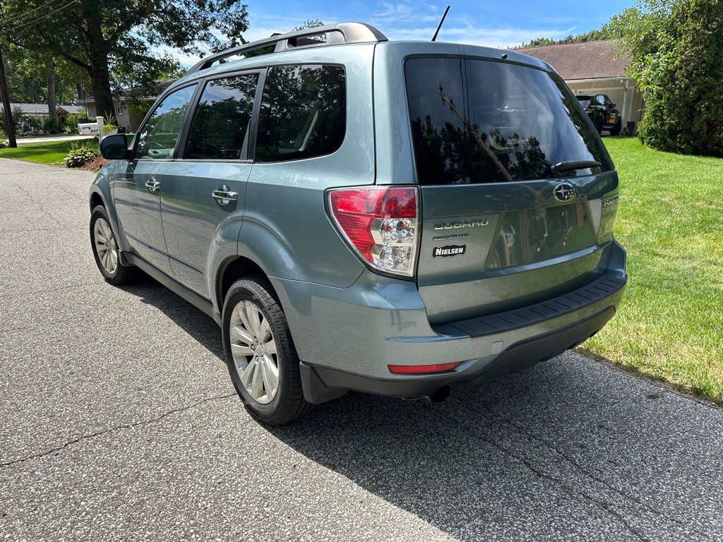 2013 Subaru Forester Image 3