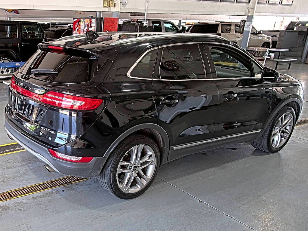 2017 Lincoln MKC Image 3