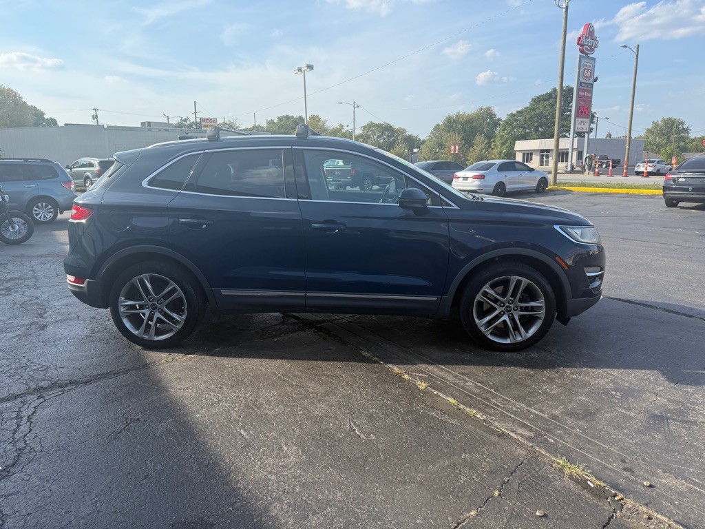 2018 Lincoln MKC Image 3