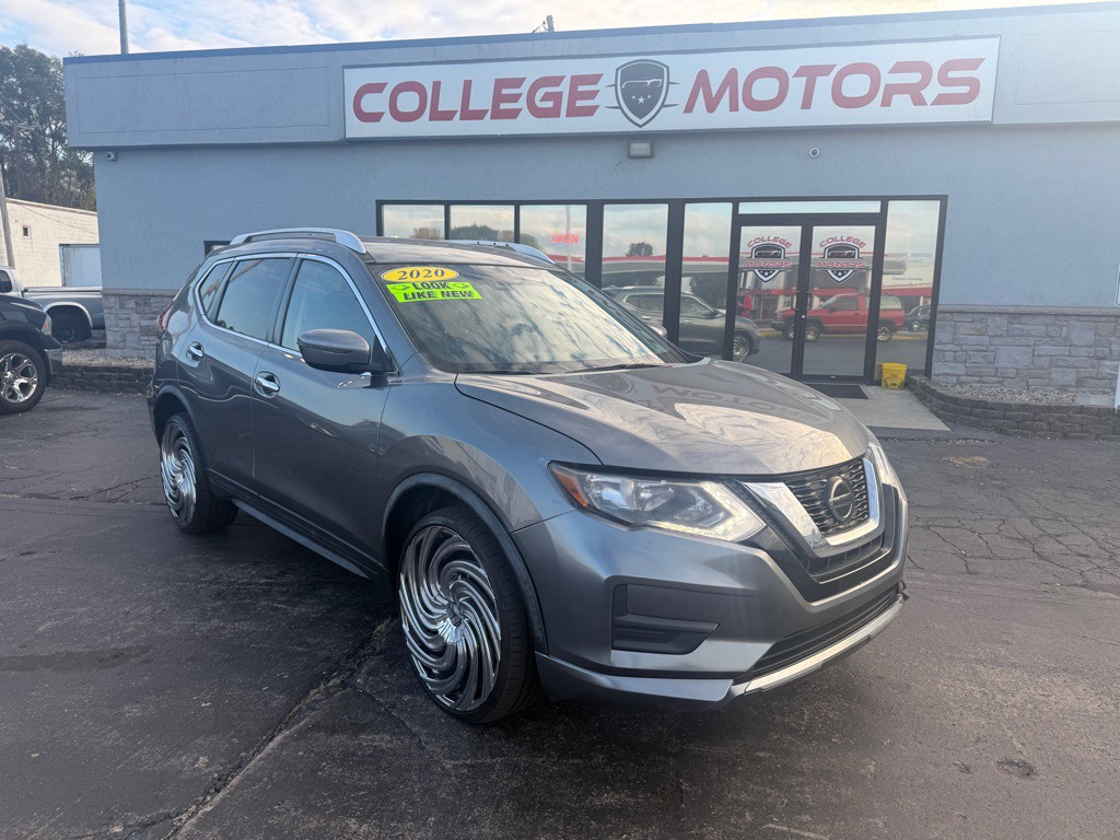 2020 Nissan Rogue Image 1