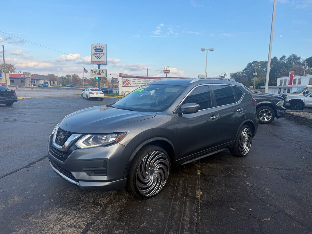 2020 Nissan Rogue Image 2