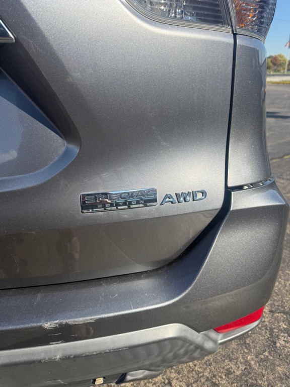 2020 Nissan Rogue Image 4