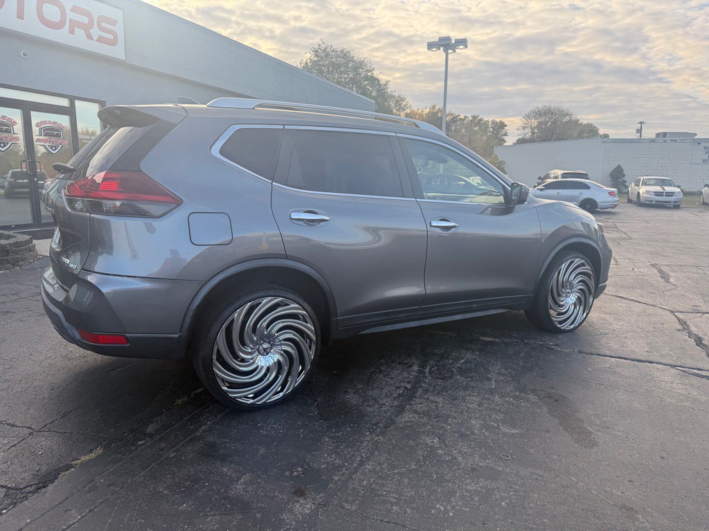 2020 Nissan Rogue Image 6