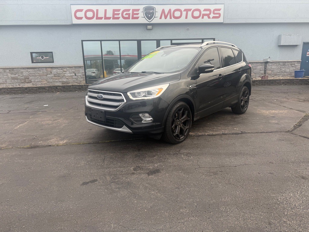 2017 Ford Escape Image 2