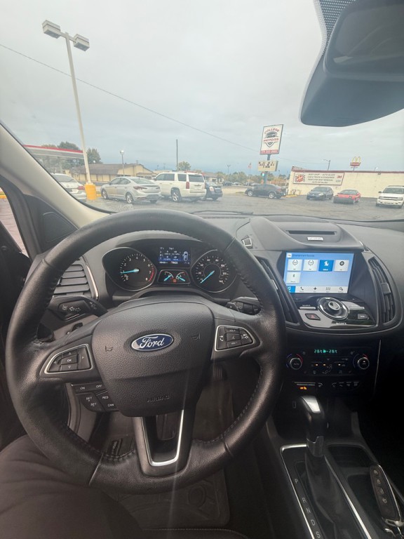 2017 Ford Escape Image 16