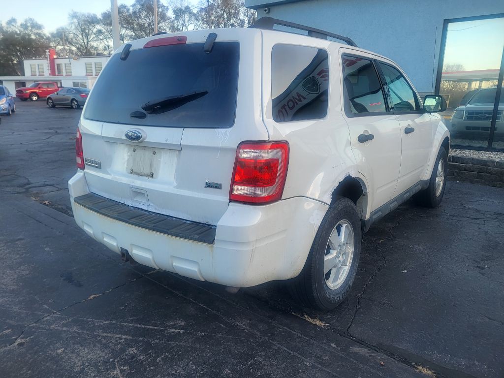 2011 Ford Escape Image 3