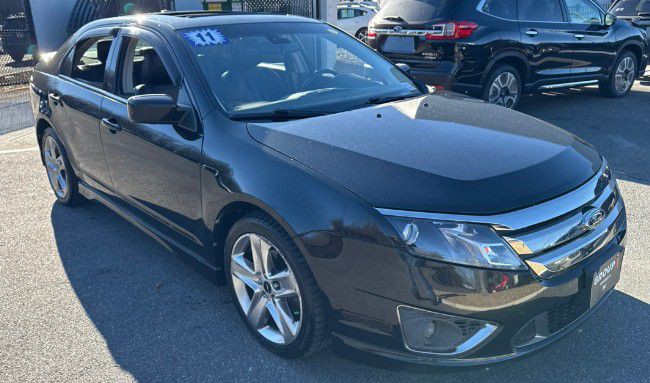 2011 Ford Fusion Image 2