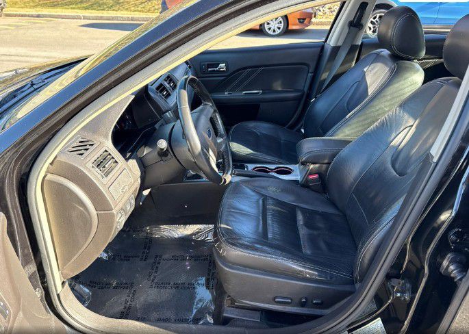 2011 Ford Fusion Image 9