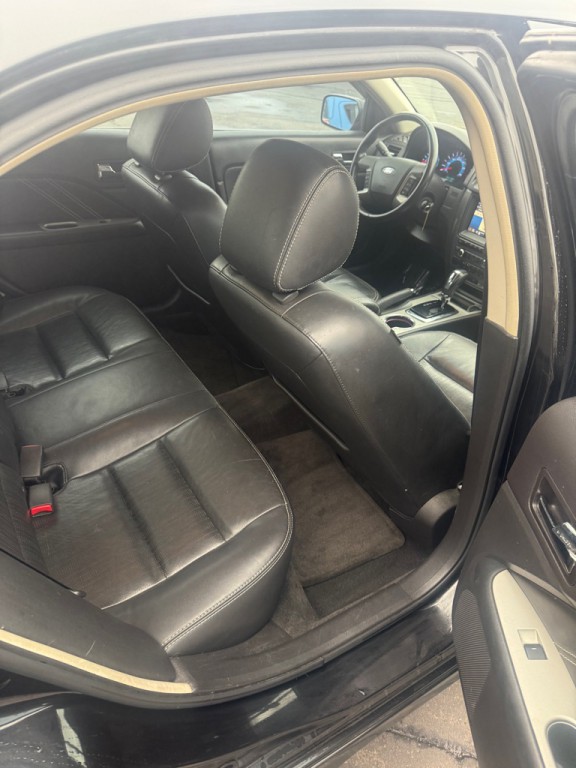2011 Ford Fusion Image 19