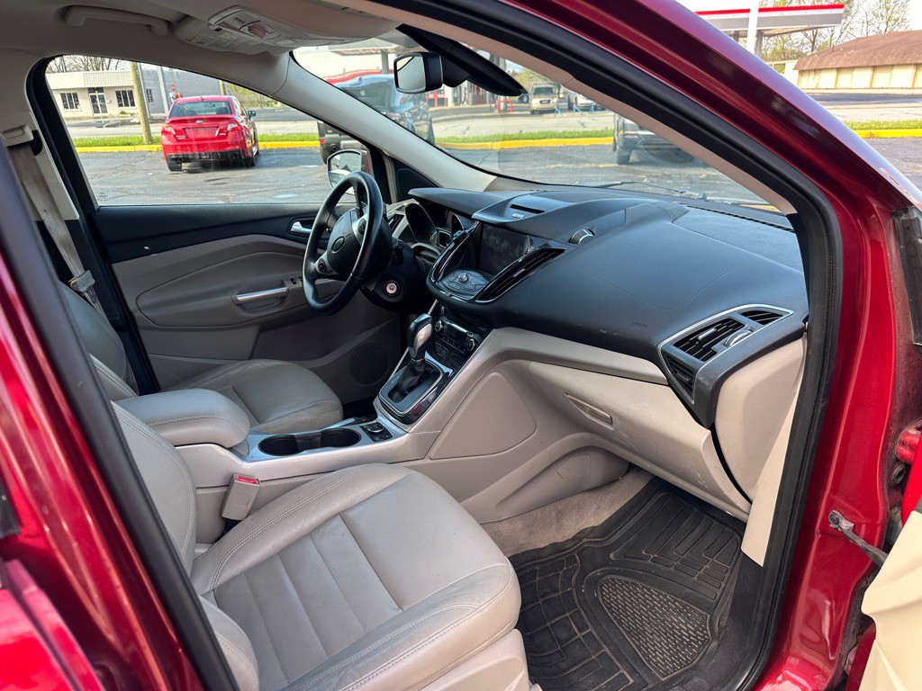 2013 Ford Escape Image 17