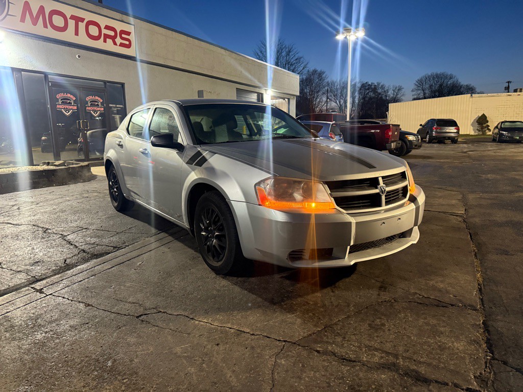 2010 Dodge Avenger Image 2