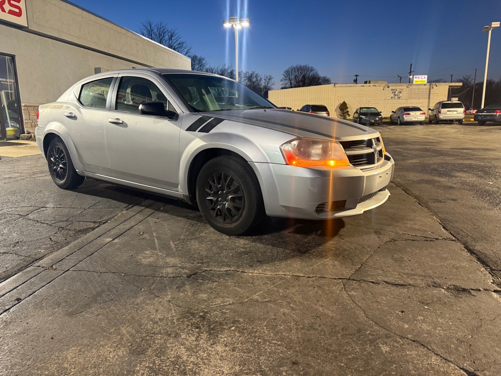 2010 Dodge Avenger Image 3