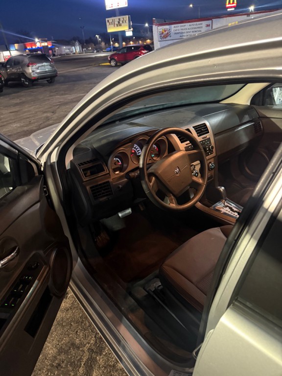 2010 Dodge Avenger Image 8