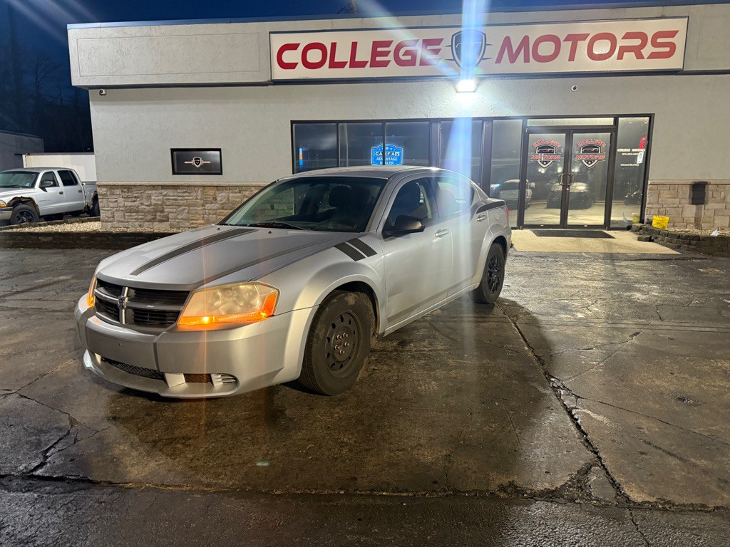 2010 Dodge Avenger Image 1