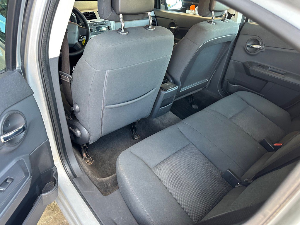 2010 Dodge Avenger Image 15