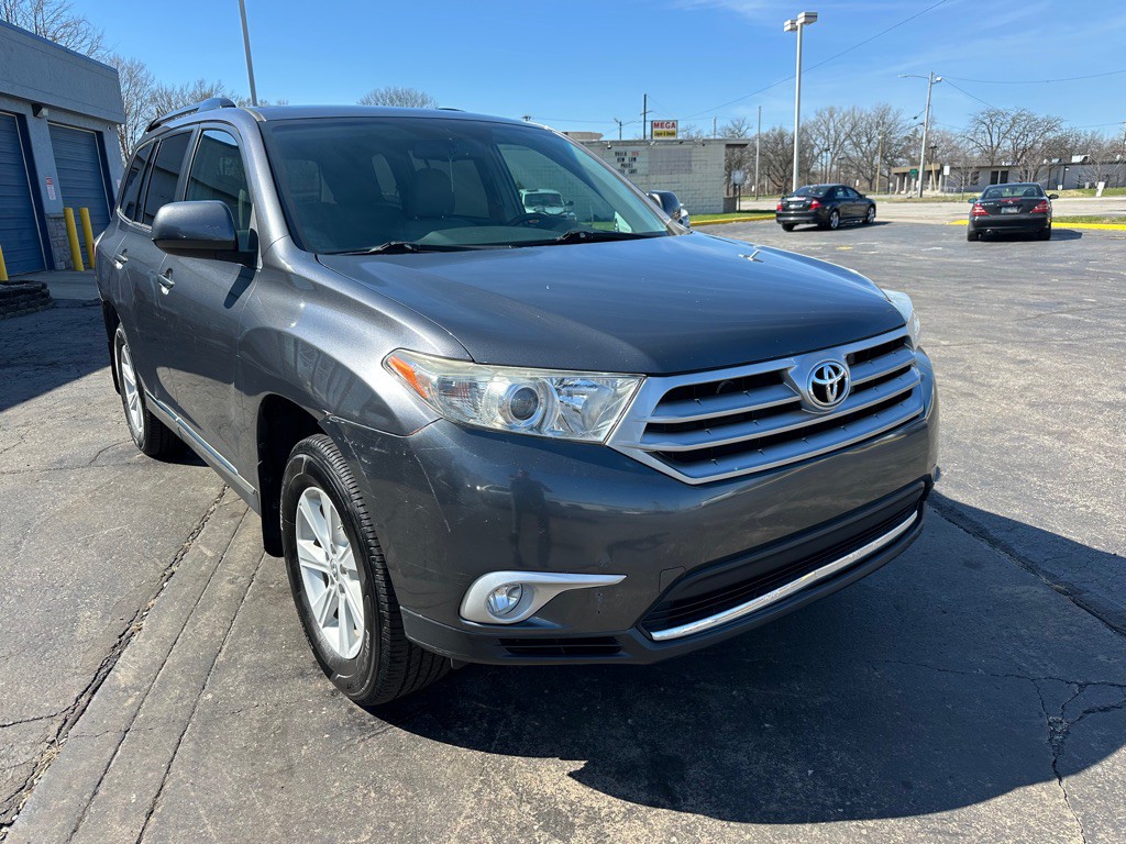 2013 Toyota Highlander Image 3