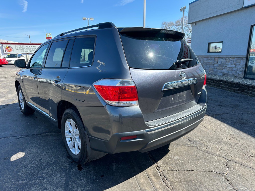 2013 Toyota Highlander Image 6