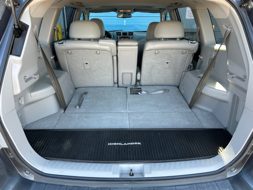 2013 Toyota Highlander Image 15