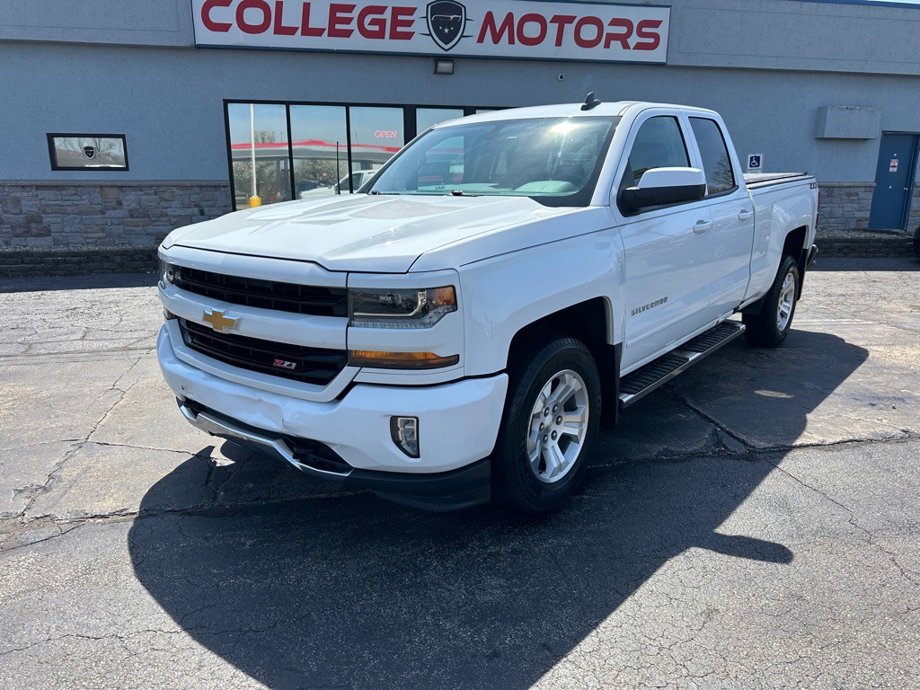 2018 Chevrolet Silverado 1500 Image 2