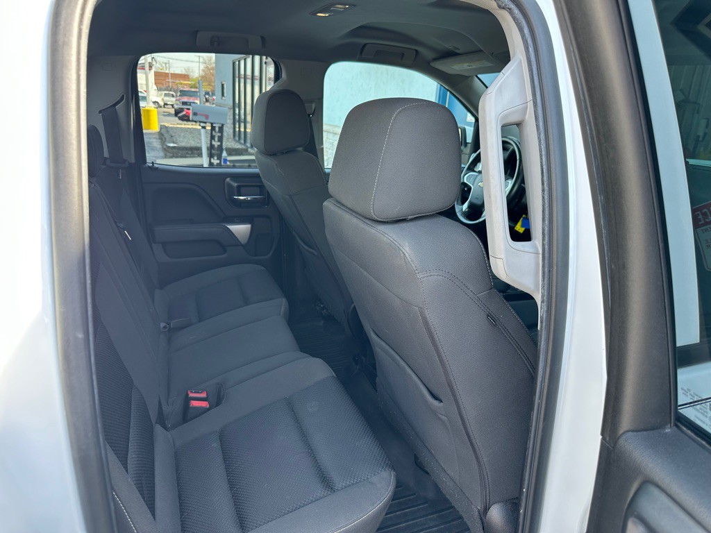 2018 Chevrolet Silverado 1500 Image 18
