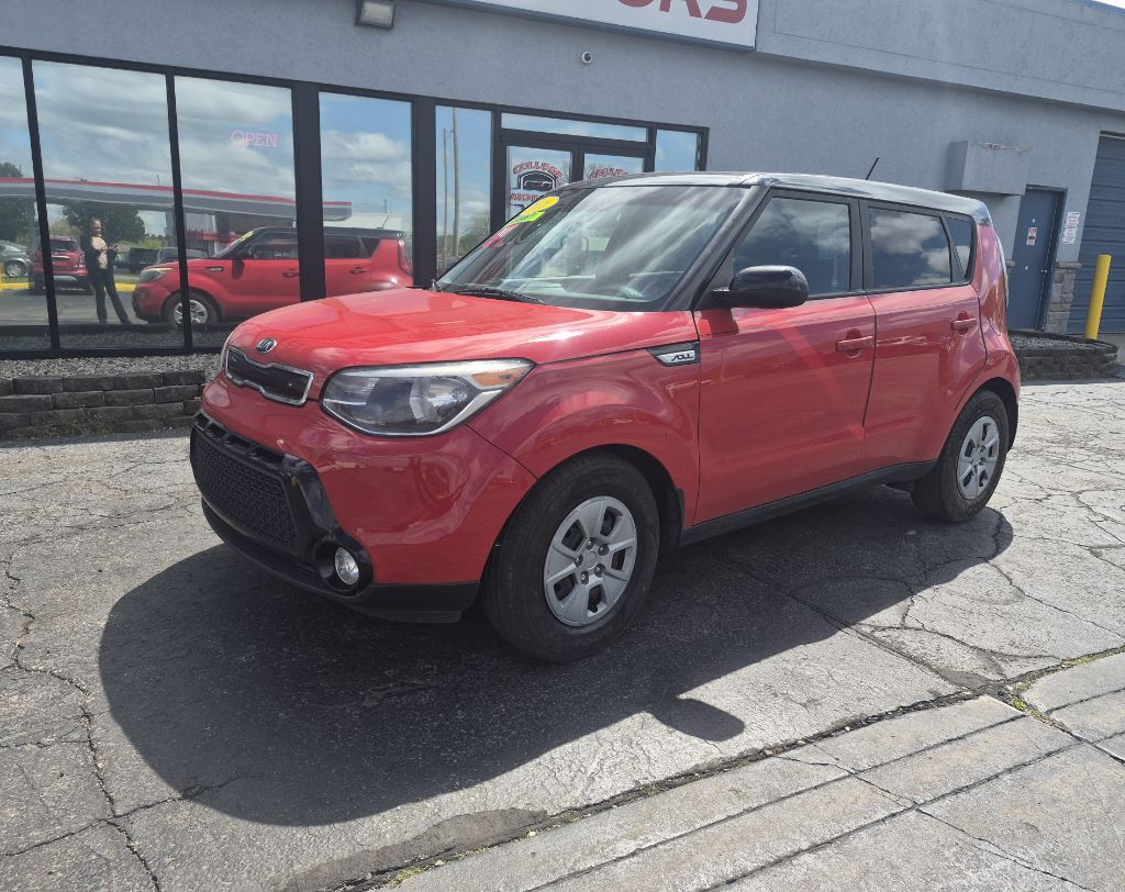 2016 Kia Soul Image 2