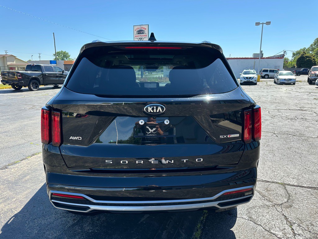 2021 Kia Sorento Image 8
