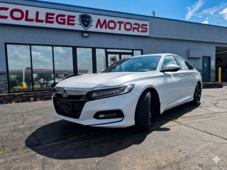 Image for 2019 Honda Accord Touring ID: 7472042