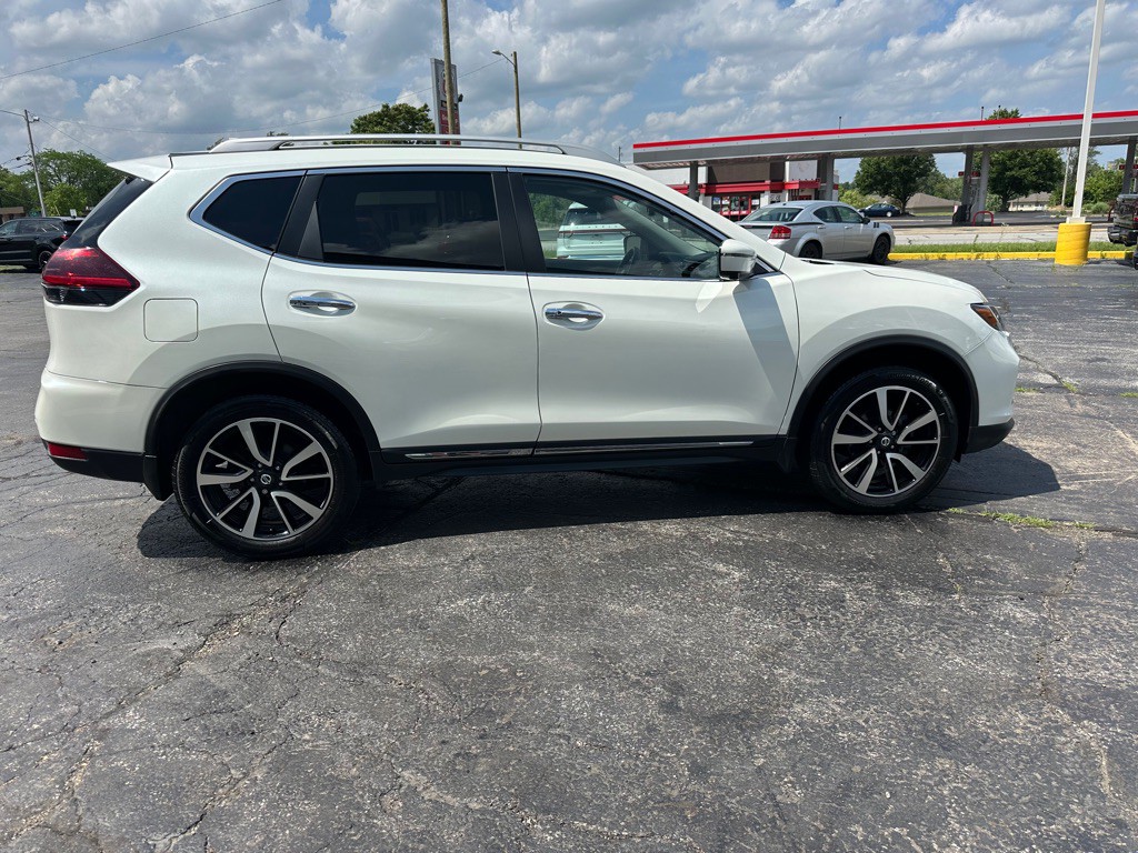 2019 Nissan Rogue Image 5