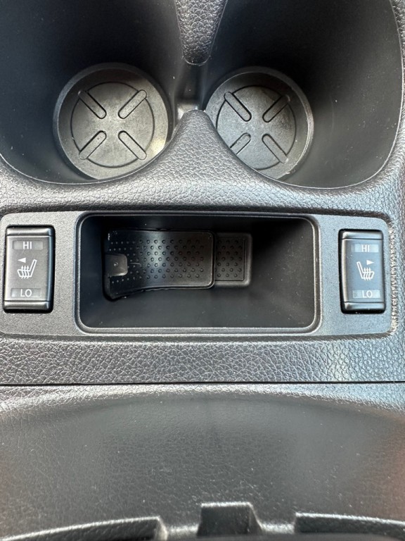 2019 Nissan Rogue Image 25
